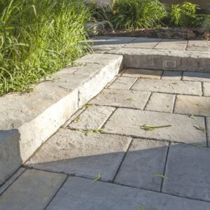 techo bloc rocka edge